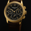Montres Patek Philippe exposées dans une boutique haut de gamme